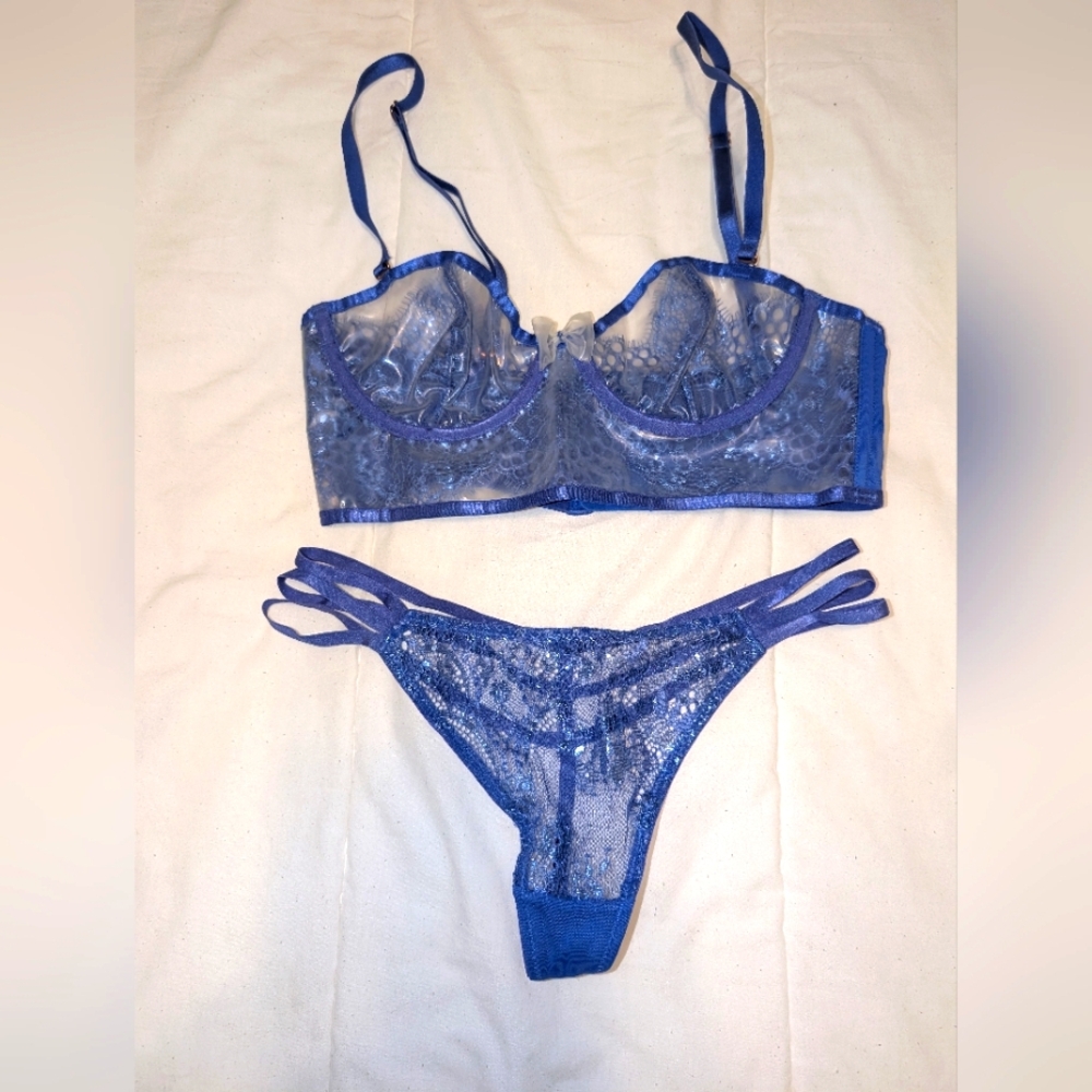 Savage X Fenty Hyper Real Blue Vinyl & Lace Lingerie Set Small